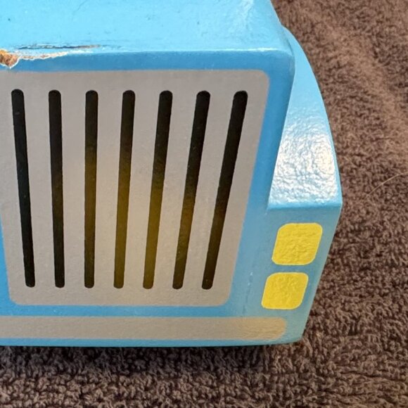 Melissa & Doug Mega Race-Car Carrier and blocks - fun and play! - Picture 7 of 11